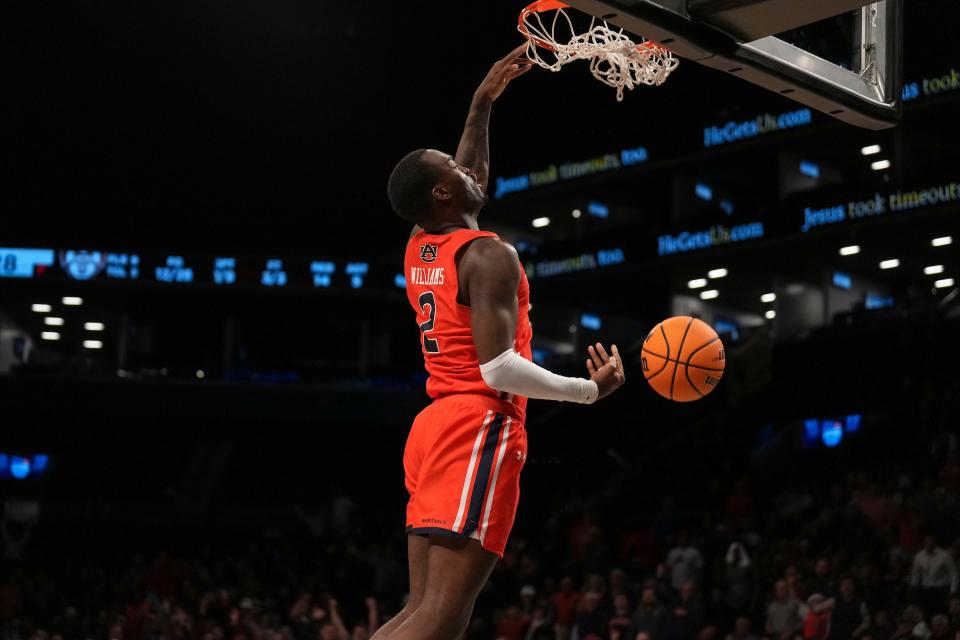 Auburn basketball's Jaylin Williams (2) during a game between the Tigers and St. Bonaventure at the Barclays Center in Brooklyn, New York on Nov. 17, 2023.