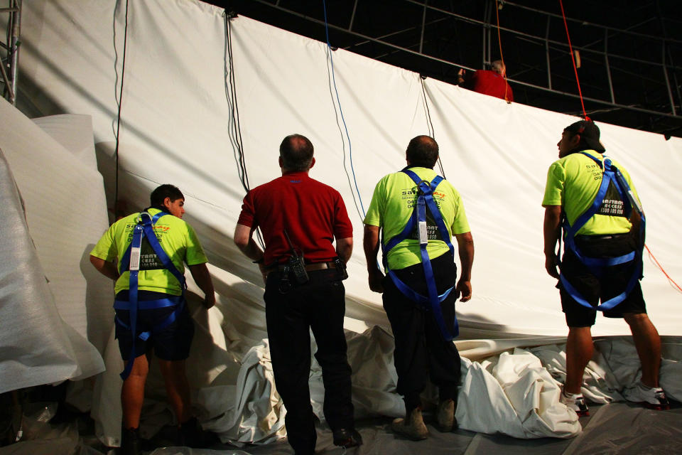 World's Largest Cinema Screen Installed In Darling Harbour