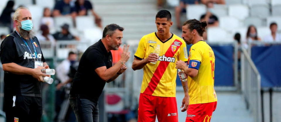 Franck Haise, ici avec Yannick Cahuzac et Florian Sotoca, est l'un des acteurs du renouveau du RC Lens.
