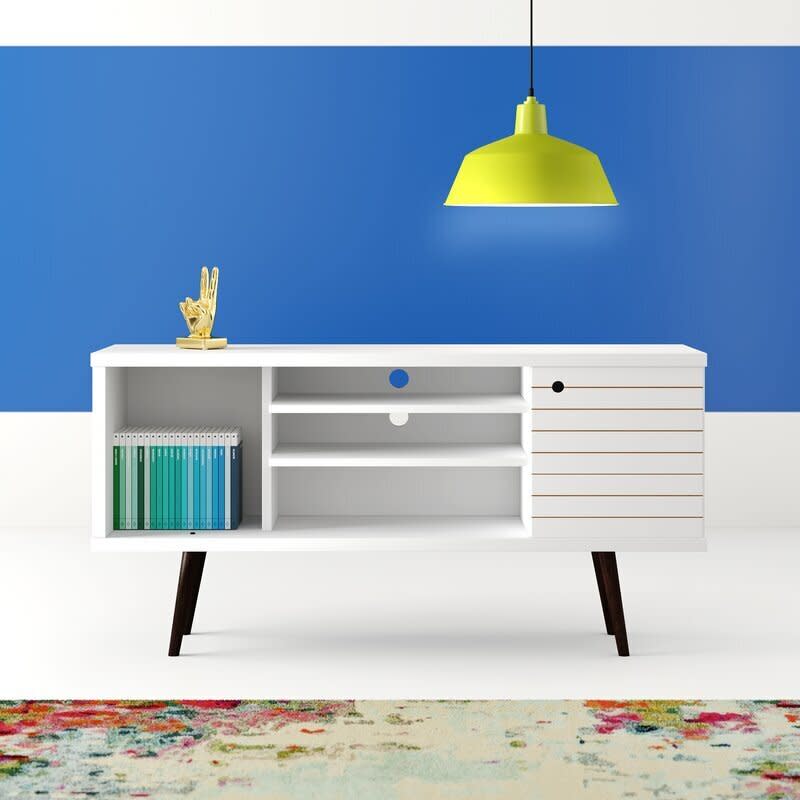 <a href="https://fave.co/2JfVLkx" target="_blank" rel="noopener noreferrer">Originally $299, get it now for $140 at Wayfair</a>.