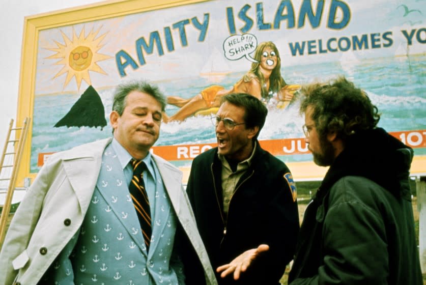 (L-R) Murray Hamilton, Roy Scheider, and Richard Dreyfuss, In "Jaws" - 1975. Director: Steven Spielberg Universal