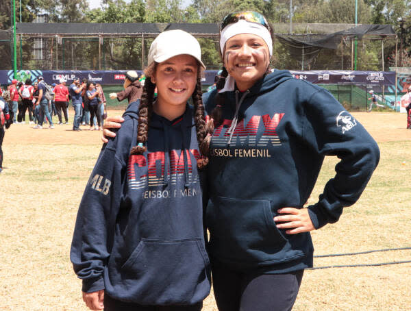 Regina Aguilar Romina Casillas jugadoras beisbol mlb softbol