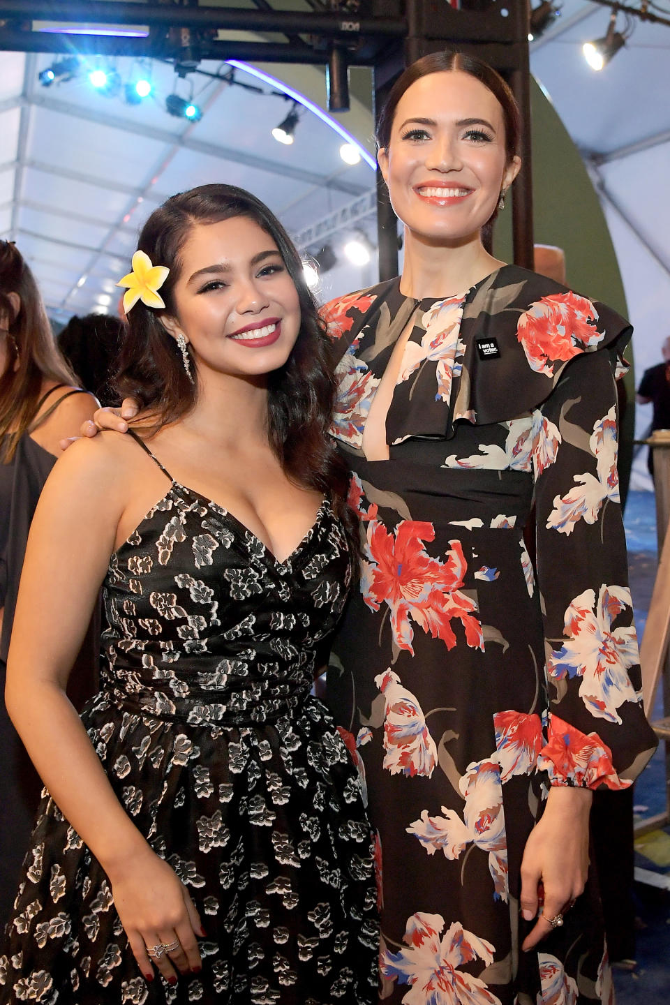 Auli'i Cravalho and Mandy Moore