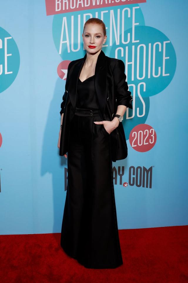 Jessica Chastain looks elegant in chic tailored suit on the red carpet