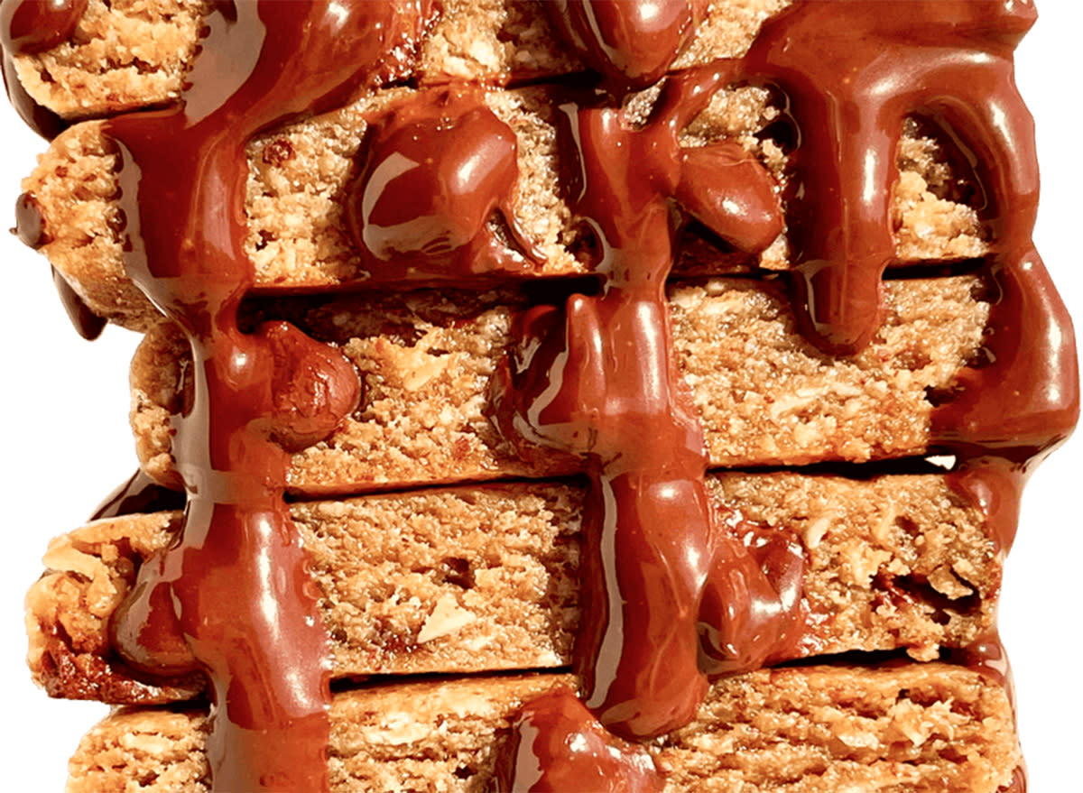 Stack of BelliWelli chocolate chip bars. 