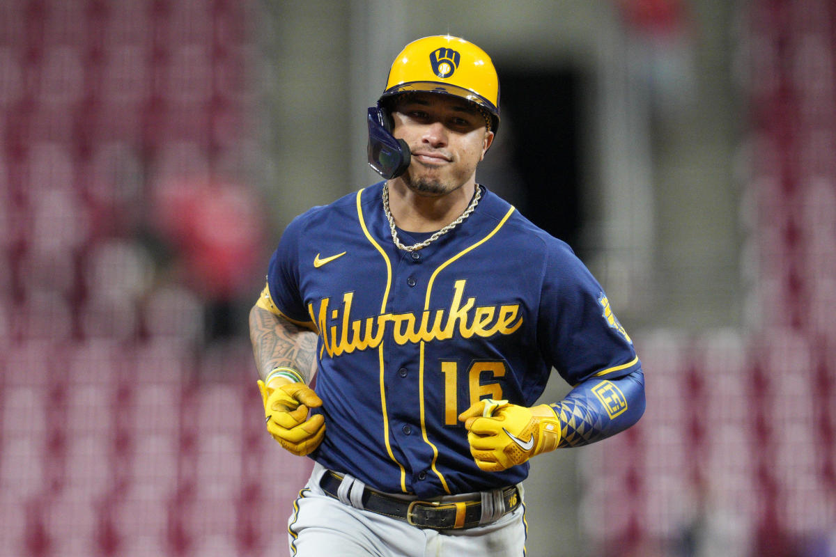 Seattle Mariners second baseman Adam Frazier (26) before the MLB