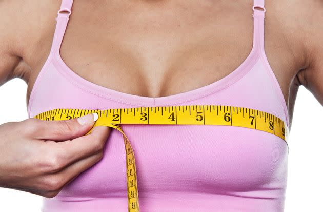 Female Wearing Too Big Bra, Wrong Size Stock Image - Image of scoop,  underwire: 193677053
