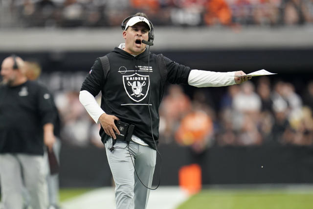 Josh Jacobs, defensive score help Josh McDaniels's Raiders land first win  of 2022 - The Boston Globe