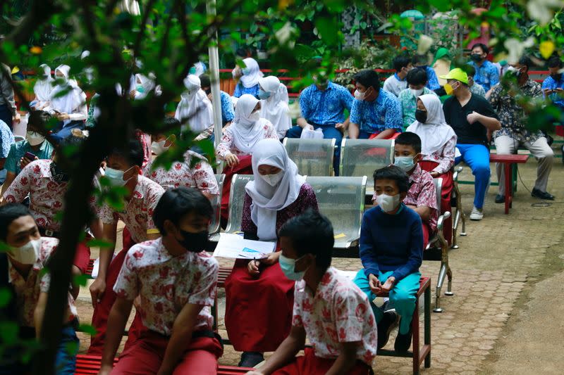 Mass vaccination program for students at a school in Jakarta