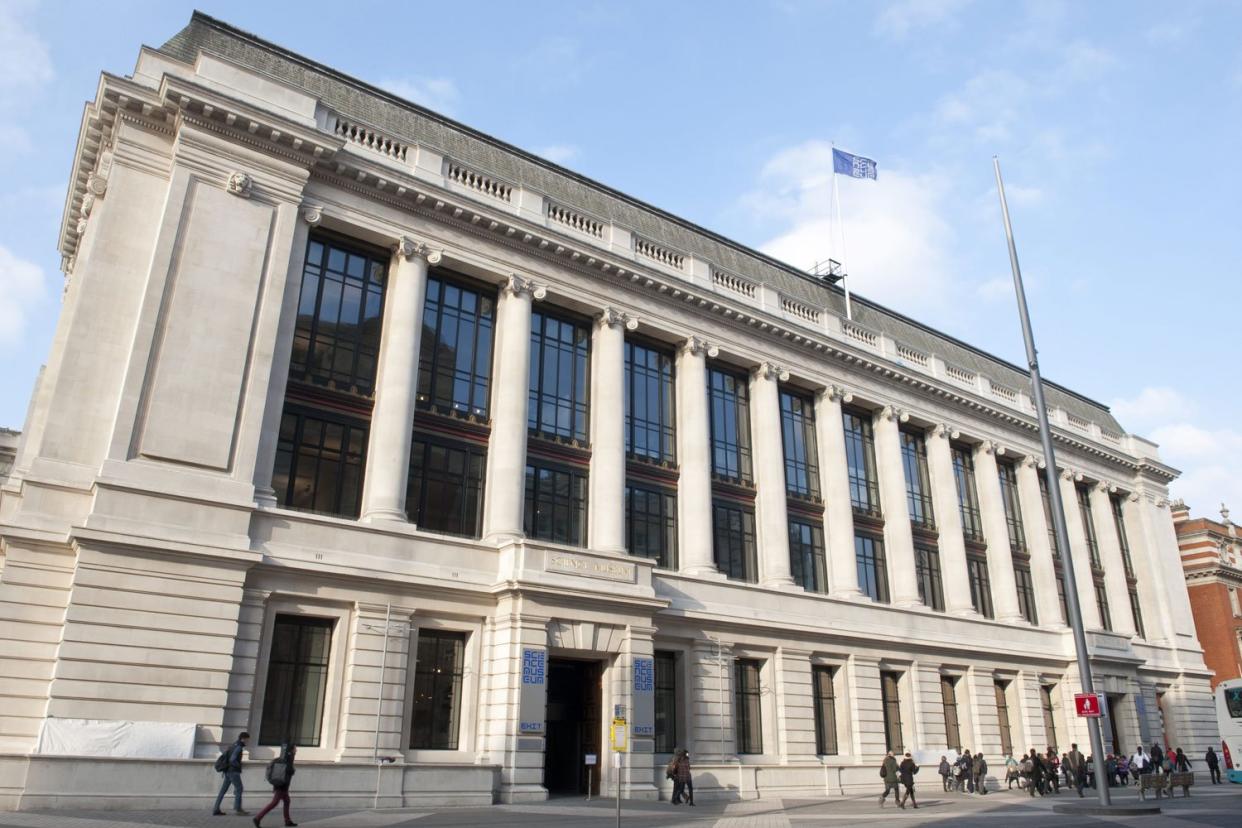 Mr Smith volunteered to help take a group of students to the Science Museum: Science Museum London