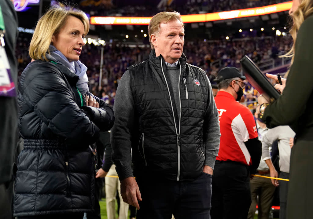 Roger Goodell and his wife, Jane Skinner