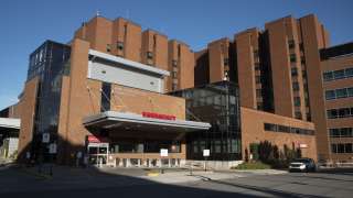 L’UPMC Hamot Surgery Center d’Erie, où Salman Rushdie est hospitalisé en Pennsylvanie, photographié le 13 août 2022.