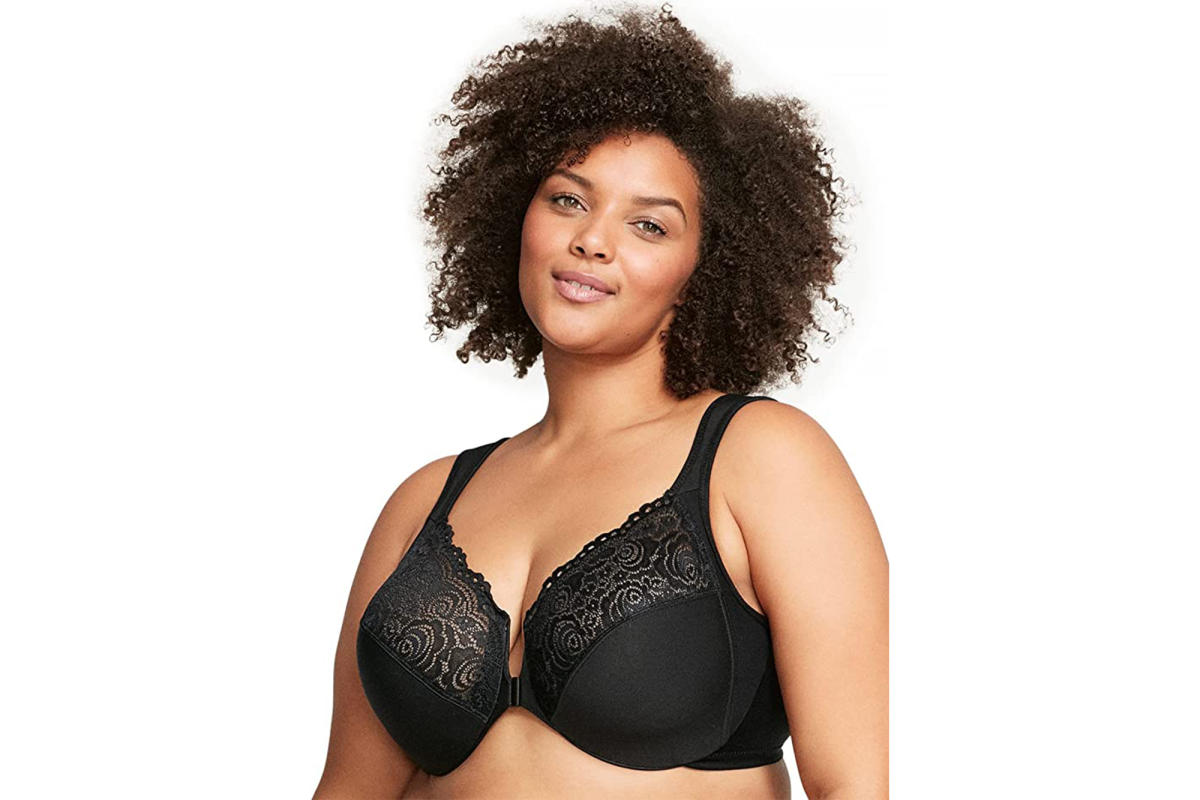 Reviewers With Larger Busts Say This Front-Closure Bra Is So Easy to Put On