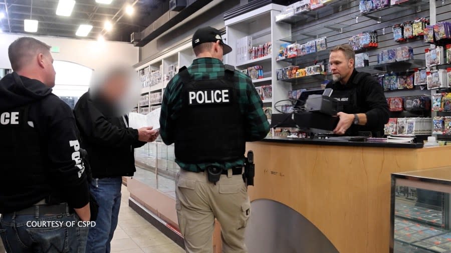 CSPD officers respond to a fencing operation involving the Legends and Heroes store at the Citadel and Chapel Hills Malls.