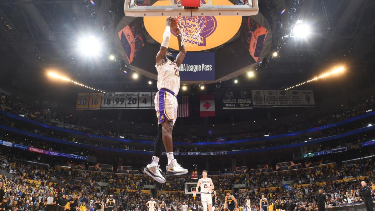 Los Angeles Lakers beat Denver Nuggets to avoid playoff elimination