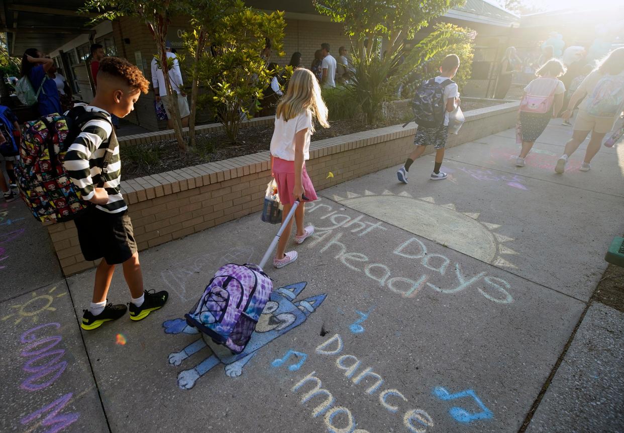 Students head to classes during the first day back to school at Horizon Elementary in Port Orange, Monday, Aug. 14, 2023. 