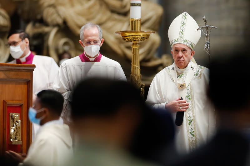 Pope Francis celebrates Holy Mass for the community of the faithful of Myanmar resident in Rome