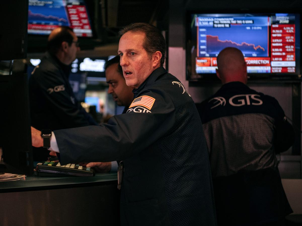 These are the bearish signals investors should monitor to stay ahead of a potential sell-off in stocks, according to Bank of America