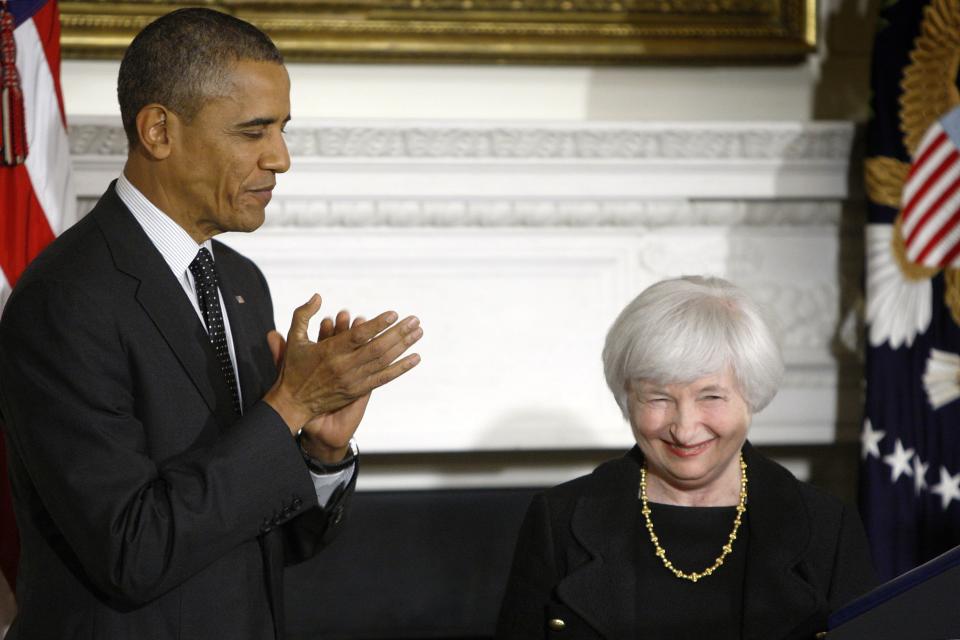 U.S. President Barack Obama applauds after announcing his nomination of Janet Yellen to head the Federal Reserve at the White House in Washington. October 9, 2013. (REUTERS/Jonathan Ernst/Files)