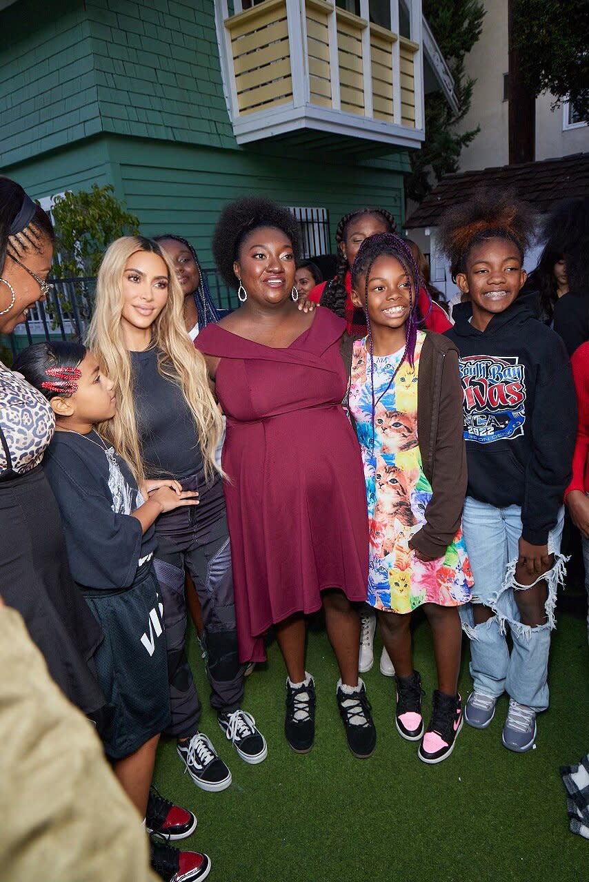 Kardashian Family Helps Bring Christmas Spirit to Los Angeles