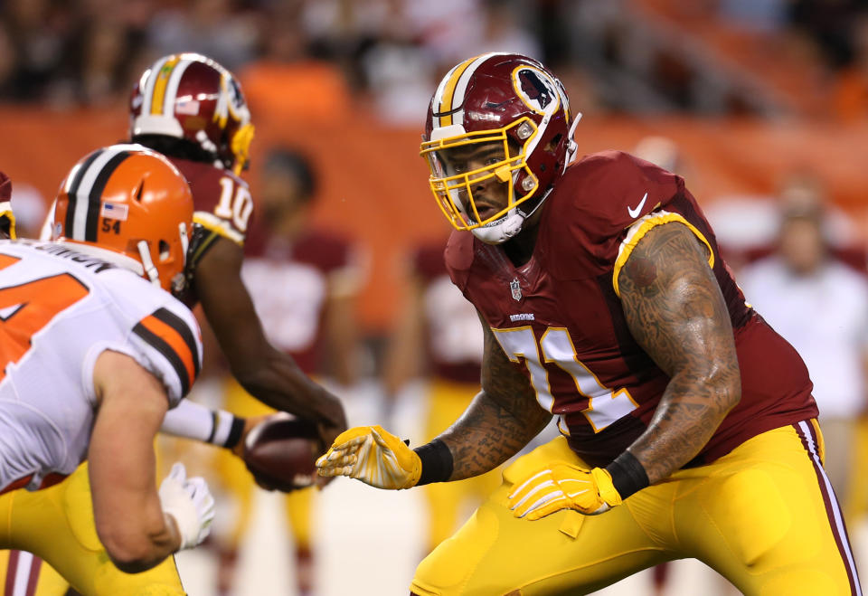 The Washington Redskins traded tackle Trent Williams (71) to the 49ers. (AP Photo/Ron Schwane)