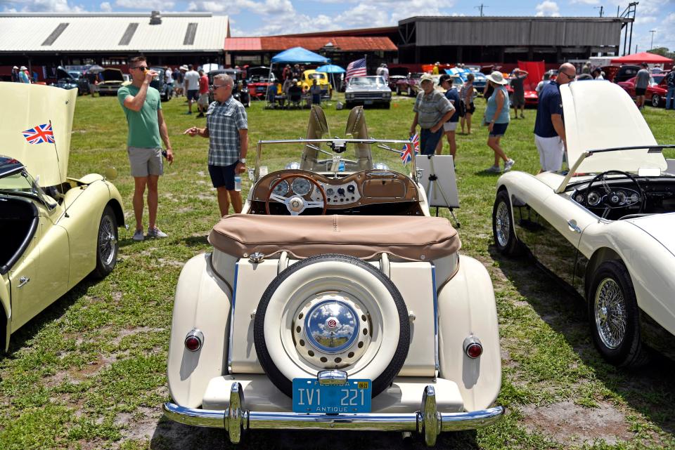 The Devereaux-Kaiser Car Show, pictured here in 2022, will return April 28 to Sarasota.