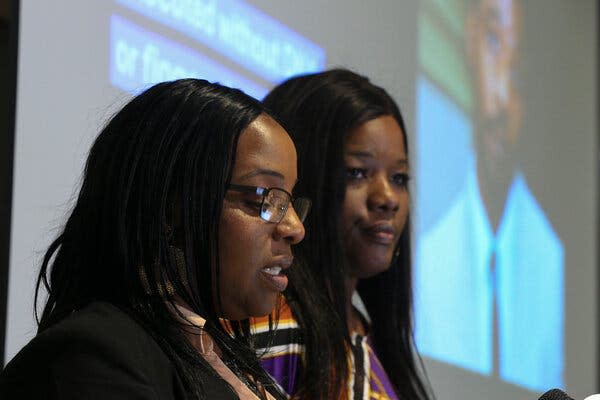 Patricia Young, left, and Shantel Tidwell, her sister (Staton Breidenthal/The Arkansas Democrat-Gazette, via Associated Press)