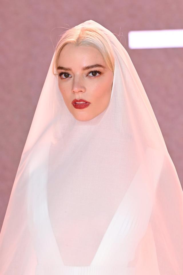 Anya Taylor-Joy criticised for 'cosplaying as Muslim woman' at Dune 2 movie  premiere
