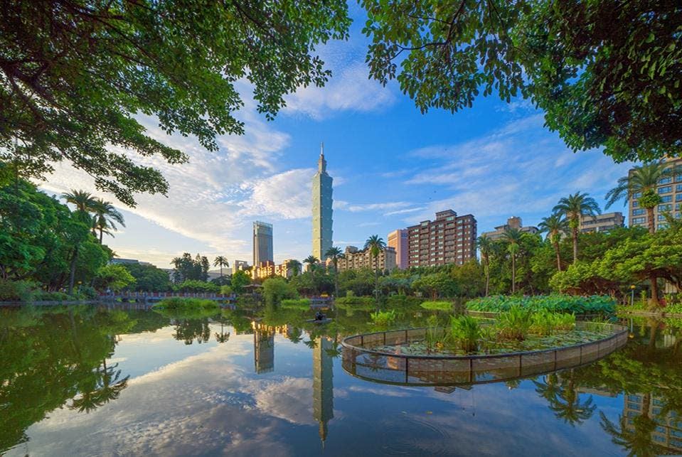 Capella entra en Taipei.