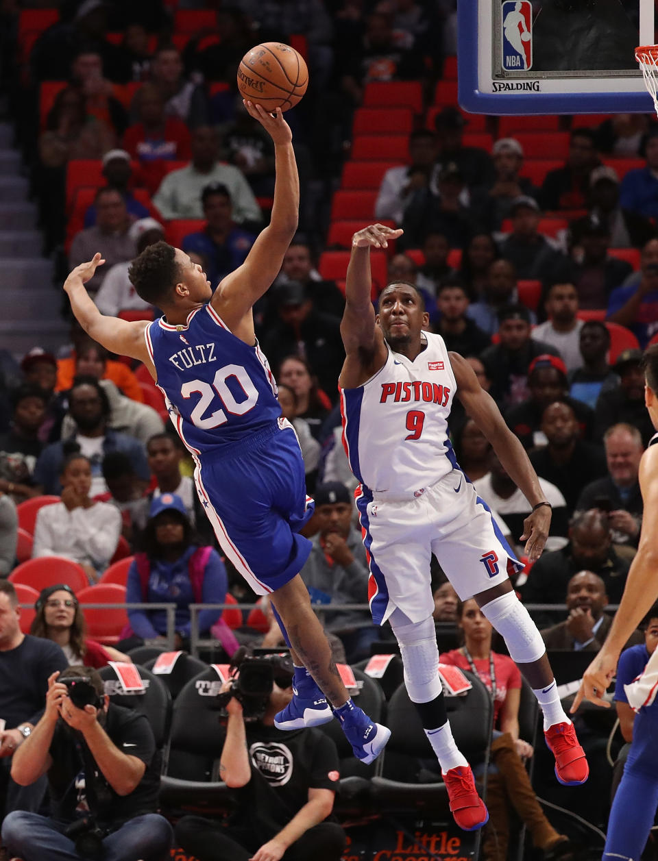 Markelle Fultz extends his right arm in Monday’s game against Detroit. (Getty Images)