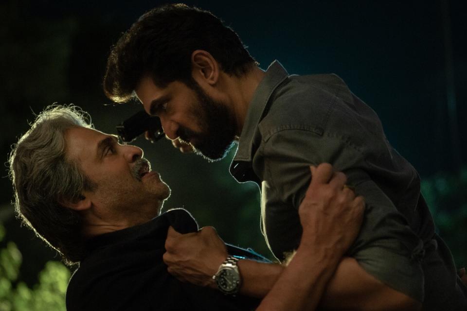 <strong>Venkatesh Daggubati (L) and Rana Daggubati in Rana Naidu</strong>