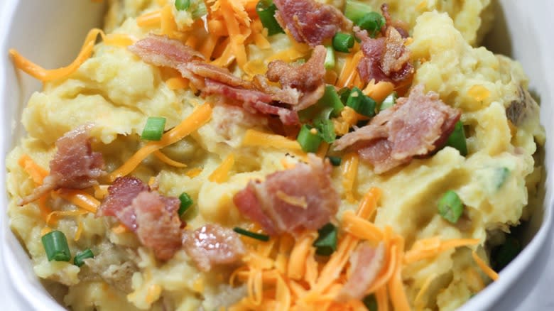 loaded mashed potatoes with bacon