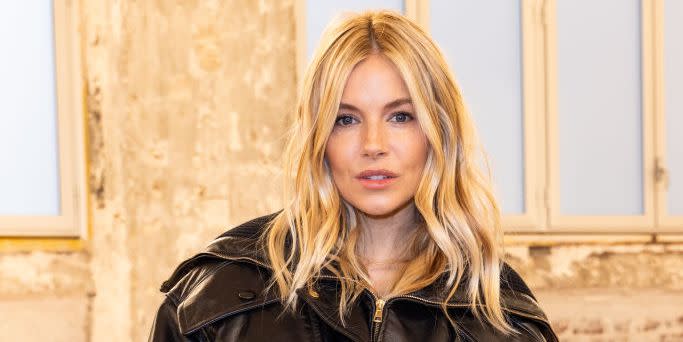 sienna miller boho blonde hair chloe show paris fashion week