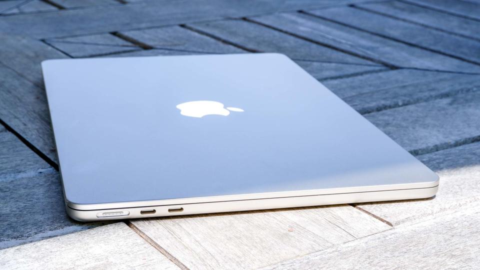 MacBook Air M2 2022