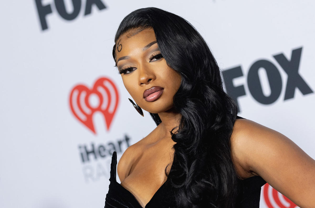 Megan Thee Stallion Rocks Traje inspirado en Sailor Moon en el Summer Sound Festival de Japón