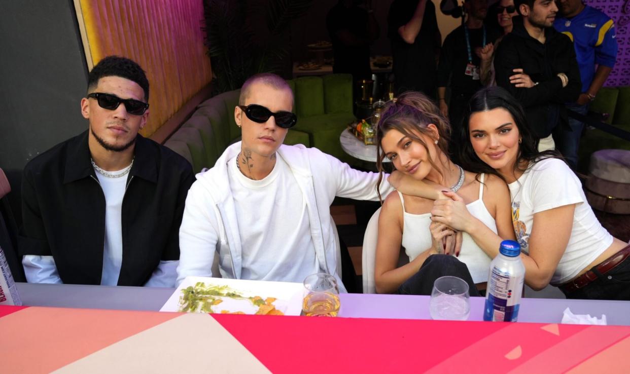 Kendall Jenner and Devin Booker and Hailey and Justin Bieber Couple Photo 2022 Super Bowl