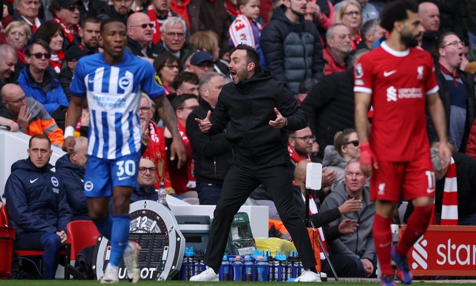 <span>The Brighton manager, Roberto De Zerbi, reacts during Liverpool’s 2-1 win at Anfield.</span><span>Photograph: Adam Vaughan/EPA</span>