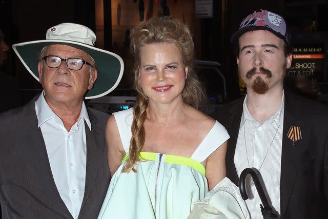 <p>Jim Spellman/WireImage</p> Art and Kim Garfunkel alongside their son Art Jr. attend the "Sex Tape" screening in July 2014.