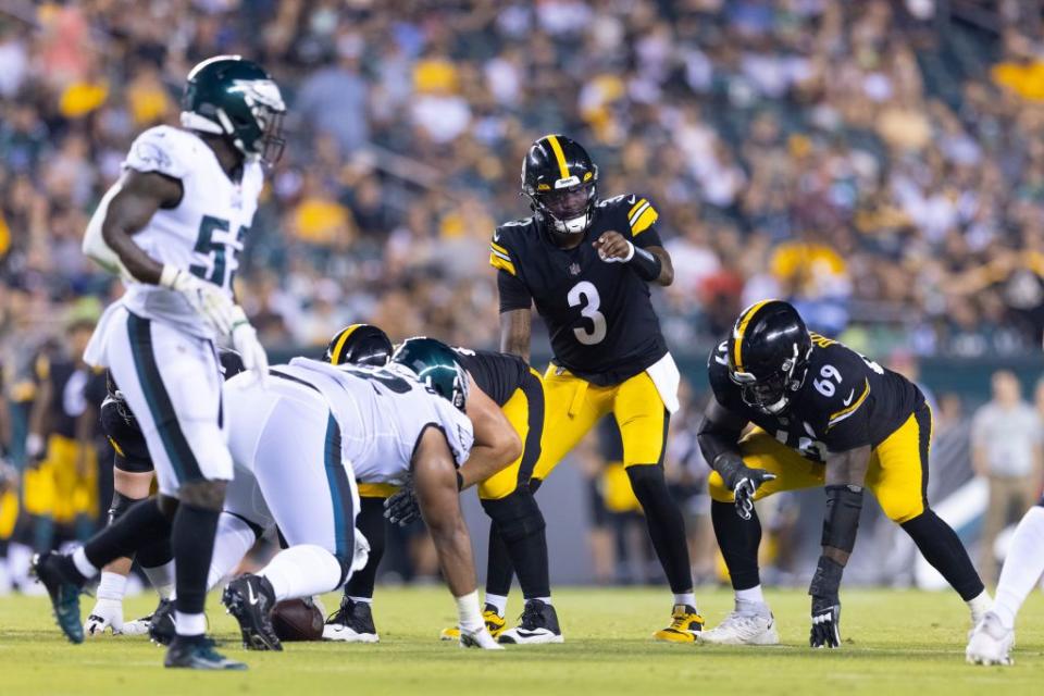 PHILADELPHIA, PA - AUGUST 12: Dwayne Haskins #3 of the Pittsburgh Steelers in action against the Philadelphia Eagles during the preseason game at Lincoln Financial Field on August 12, 2021 in Philadelphia, Pennsylvania. (Photo by Mitchell Leff/Getty Images)