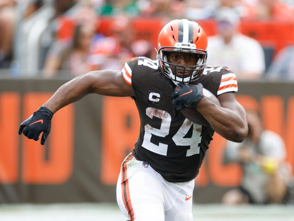 Nick Chubb makes a run against the New York Jets.