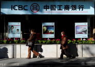 <p>10 ICBC – Chiude la top 10 l’Industrial and Commercial Bank of China, colosso il cui azionista di maggioranza è il governo cinese. Con un +32% chiude l’anno con un valore di 44,4 miliardi di euro. </p>