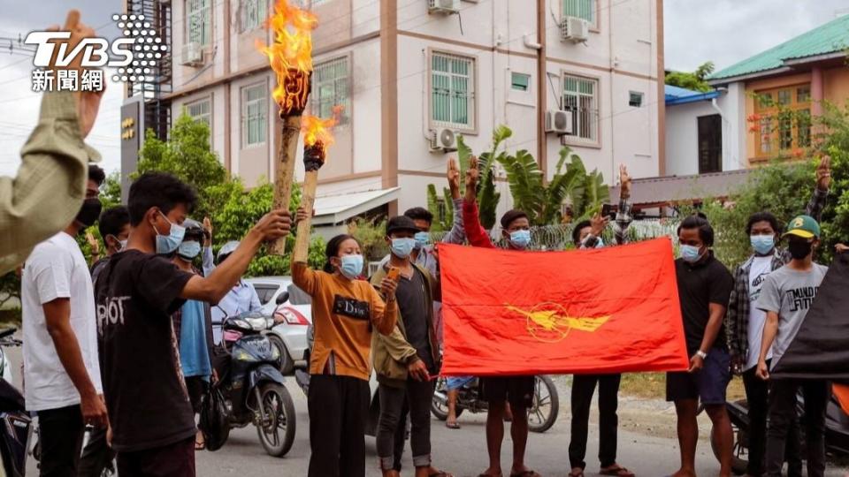 相較於疫情人民更害怕軍政府。（圖／達志影像路透社）