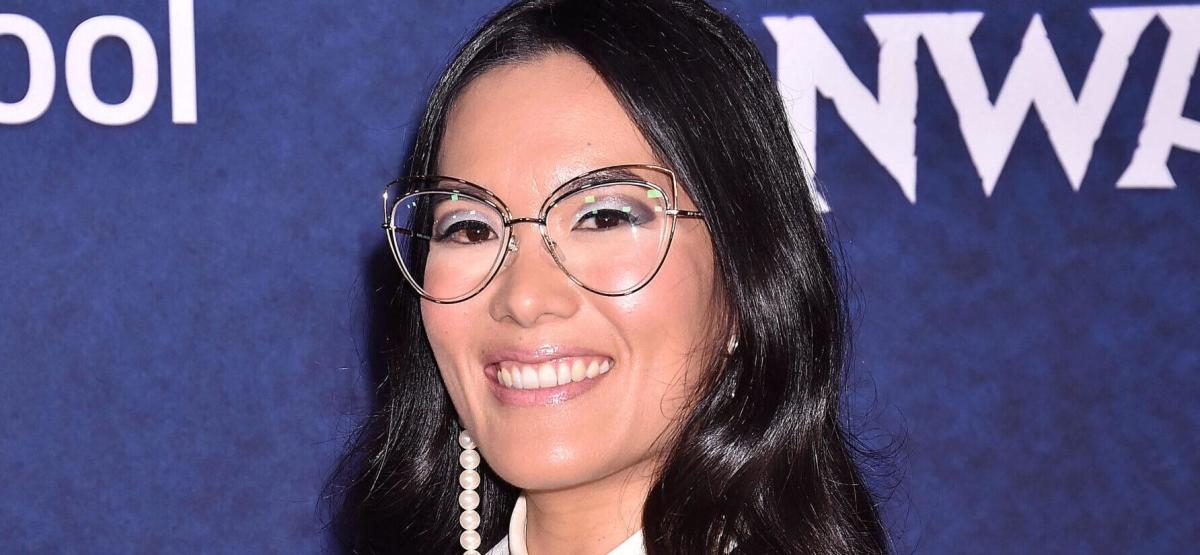 Ali Wong Files For Divorce From Husband Justin Hakuta : r/popculturechat