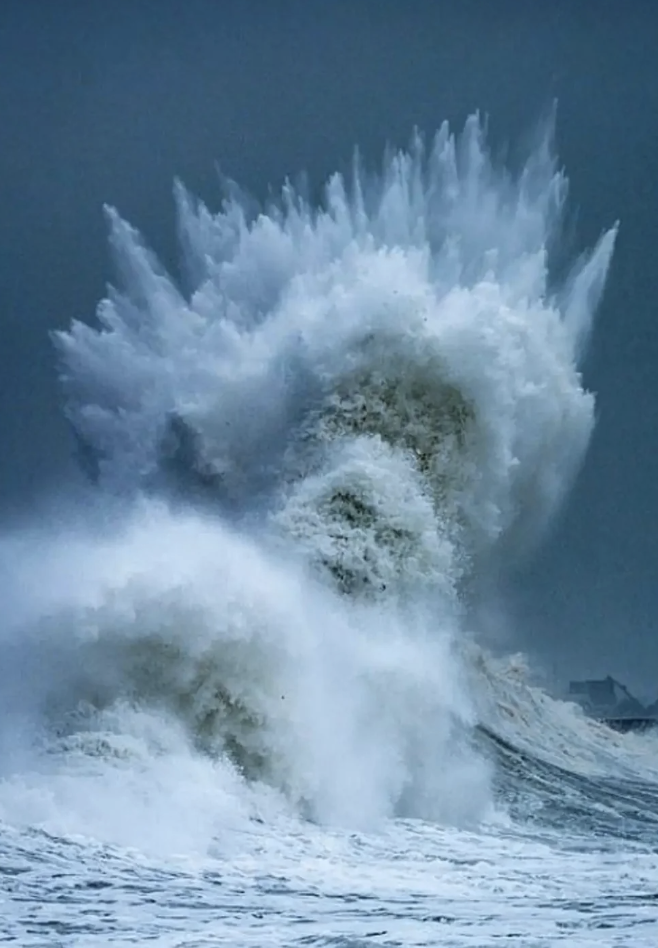 A wave that looks like a person