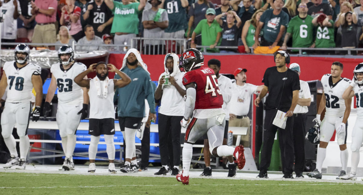 Bucs Game: Studs and Duds from Tampa Bay's 25-11 loss to the Eagles