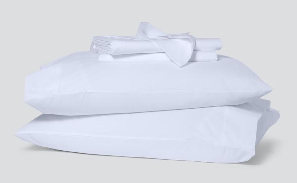 <p><a href="https://go.redirectingat.com?id=74968X1596630&url=https%3A%2F%2Fcasper.com%2Fbedding%2Fsheets%2Fpercale%2Fpercale-sheet-set.html&sref=https%3A%2F%2Fwww.harpersbazaar.com%2Ffashion%2Ftrends%2Fg60179211%2Fbest-percale-sheets-review%2F" rel="nofollow noopener" target="_blank" data-ylk="slk:Shop Now;elm:context_link;itc:0;sec:content-canvas" class="link ">Shop Now</a></p><p>Percale Sheet Set</p><p>$111.20</p>