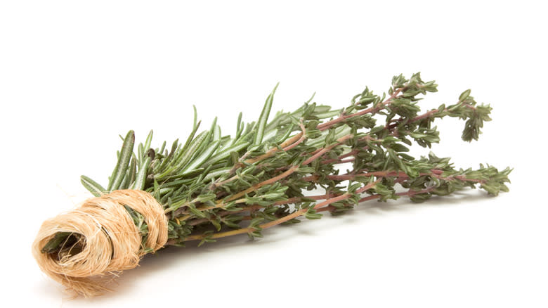 Rosemary and thyme bundle
