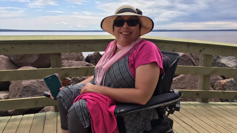 A ramp down to nature: Woman in wheelchair experiences Hopewell Rocks in new way