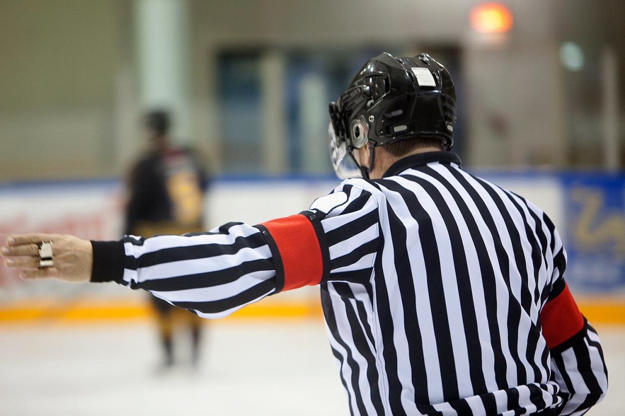 hockey referee