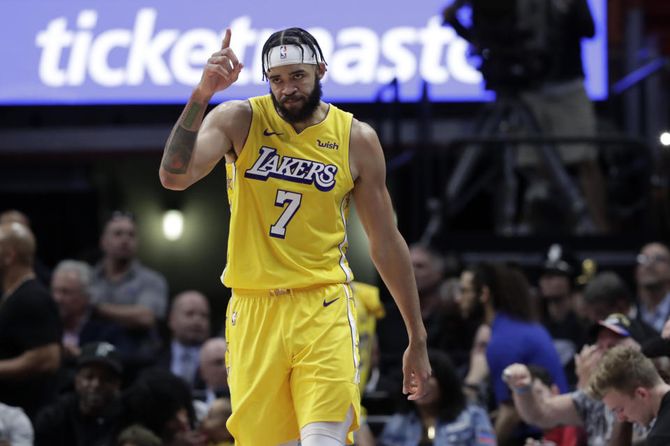 JaVale McGee完成Logo Shot。 (AP Photo/Lynne Sladky)